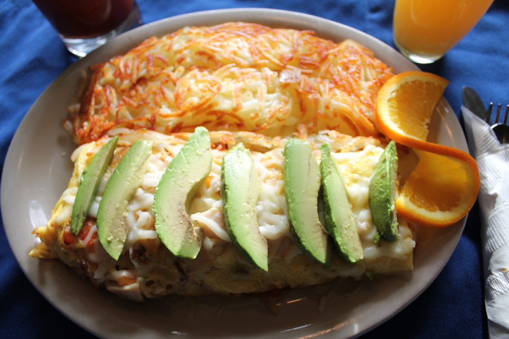 Family lunch restaurant renton - Plum Delicious